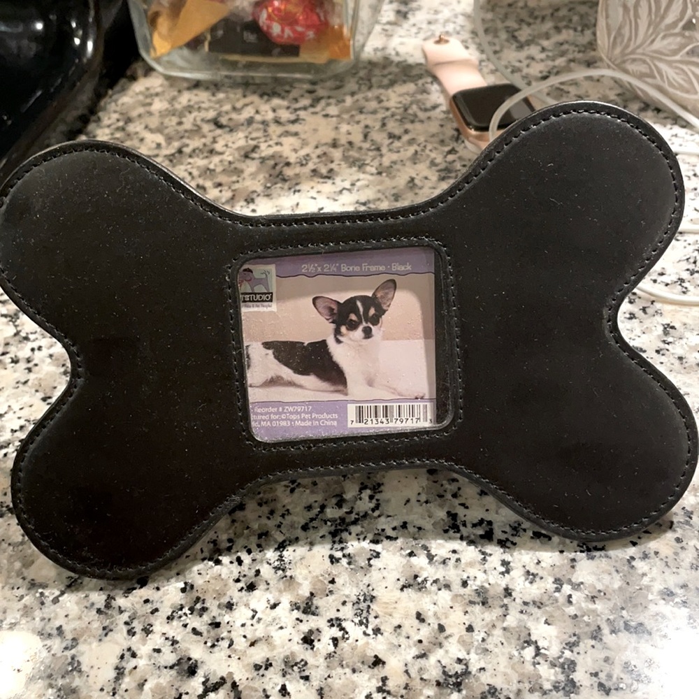 Dog picture frame